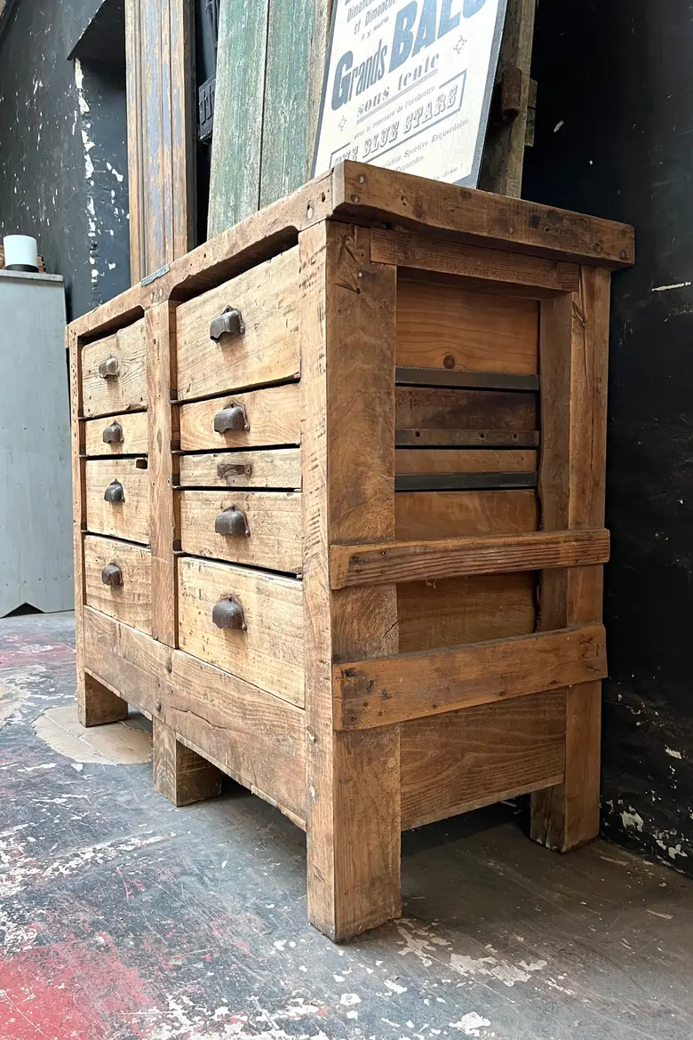 Ancien établi à tiroirs en bois Début XXème