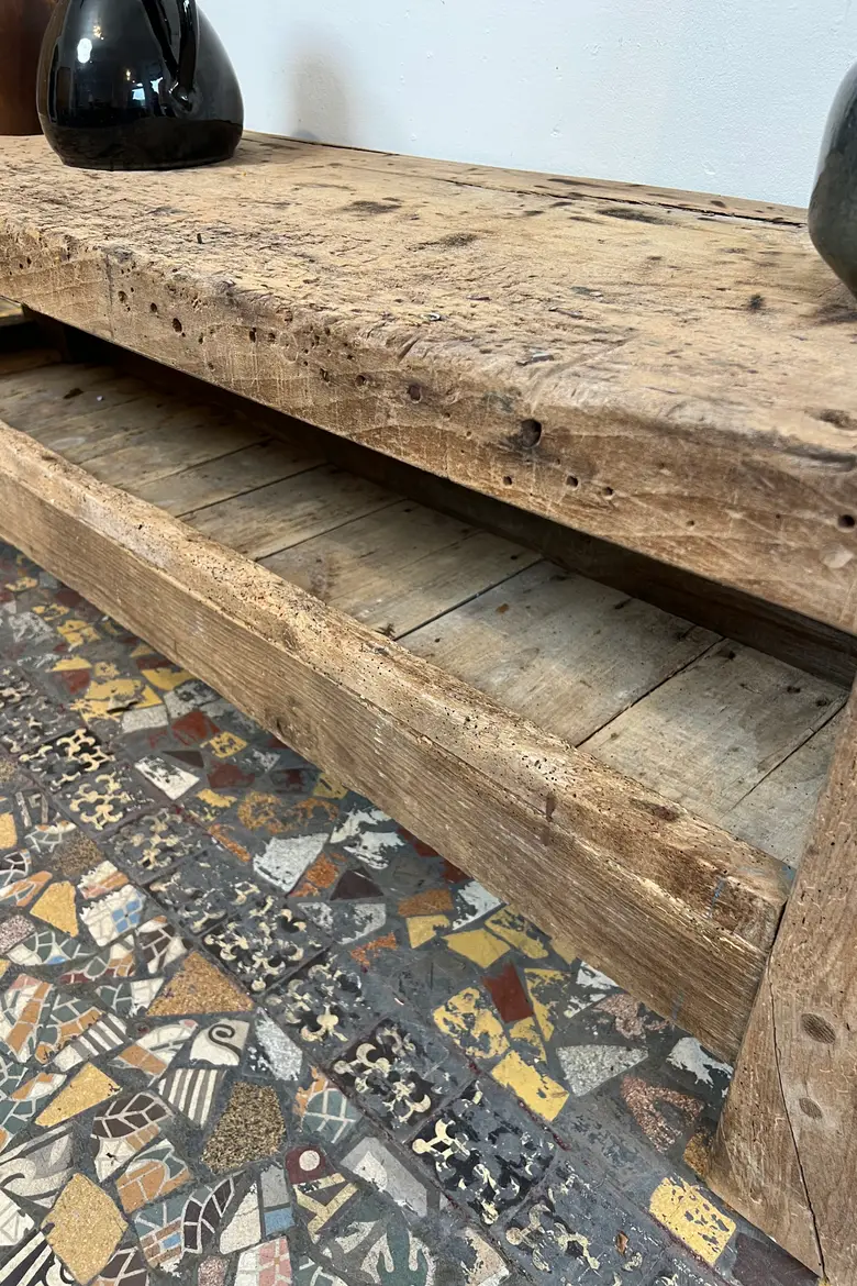Ancien établi bas en chêne et sapin