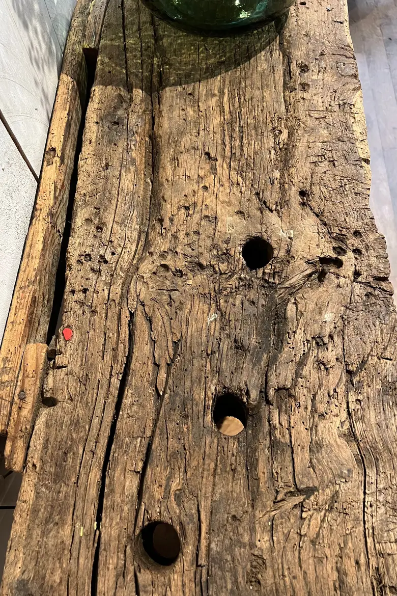 Ancien établi brutaliste Début XXème