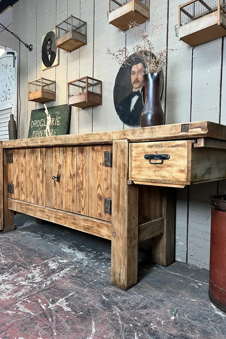 Ancien établi d’atelier