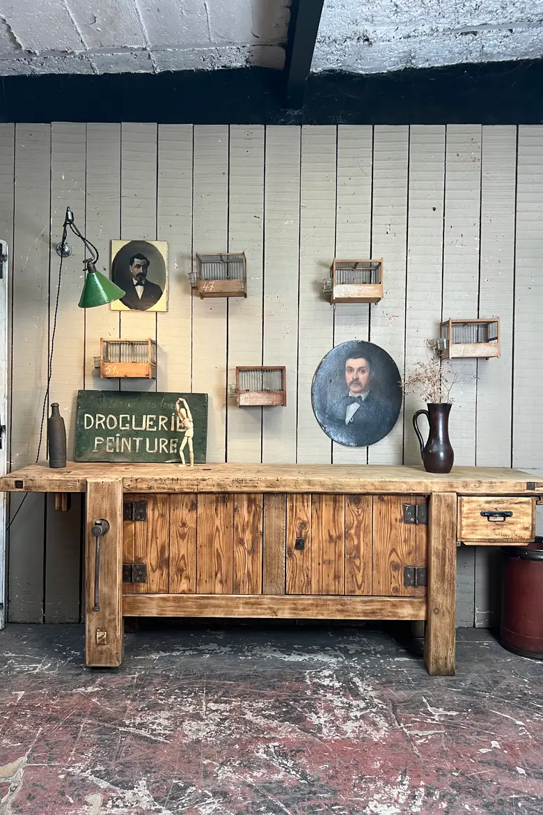Ancien établi d’atelier