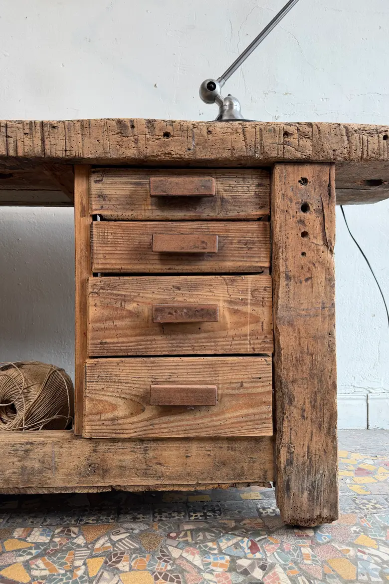 Ancien établi d’atelier