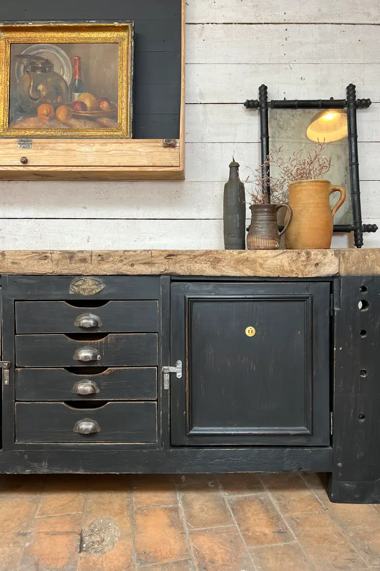 Ancien établi d’atelier