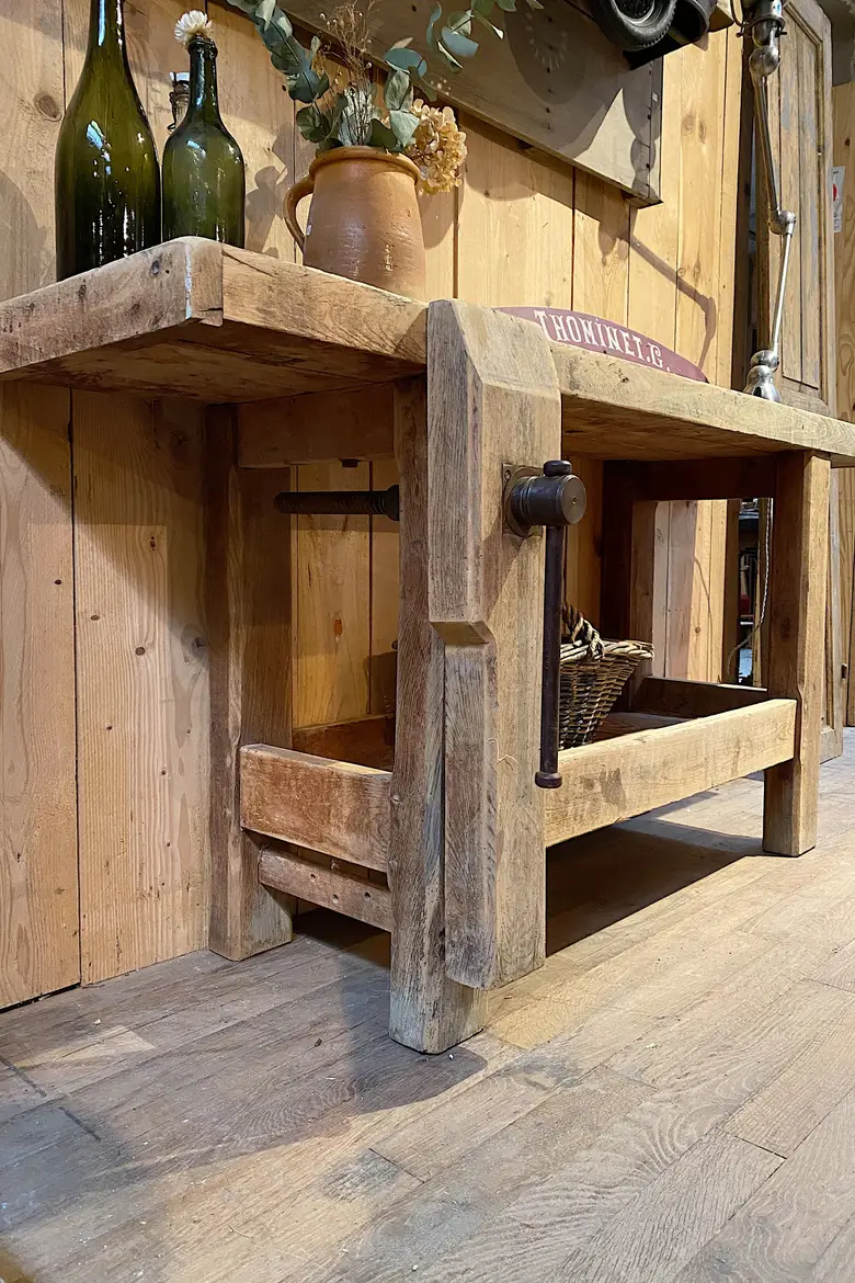 Ancien établi de menuisier Début XXème