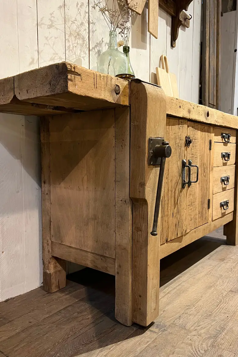 Ancien établi de menuisier Début XXème