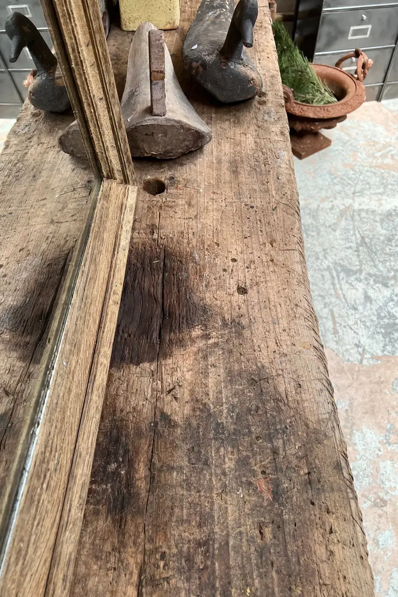 Ancien établi d’usine en bois Début XXème