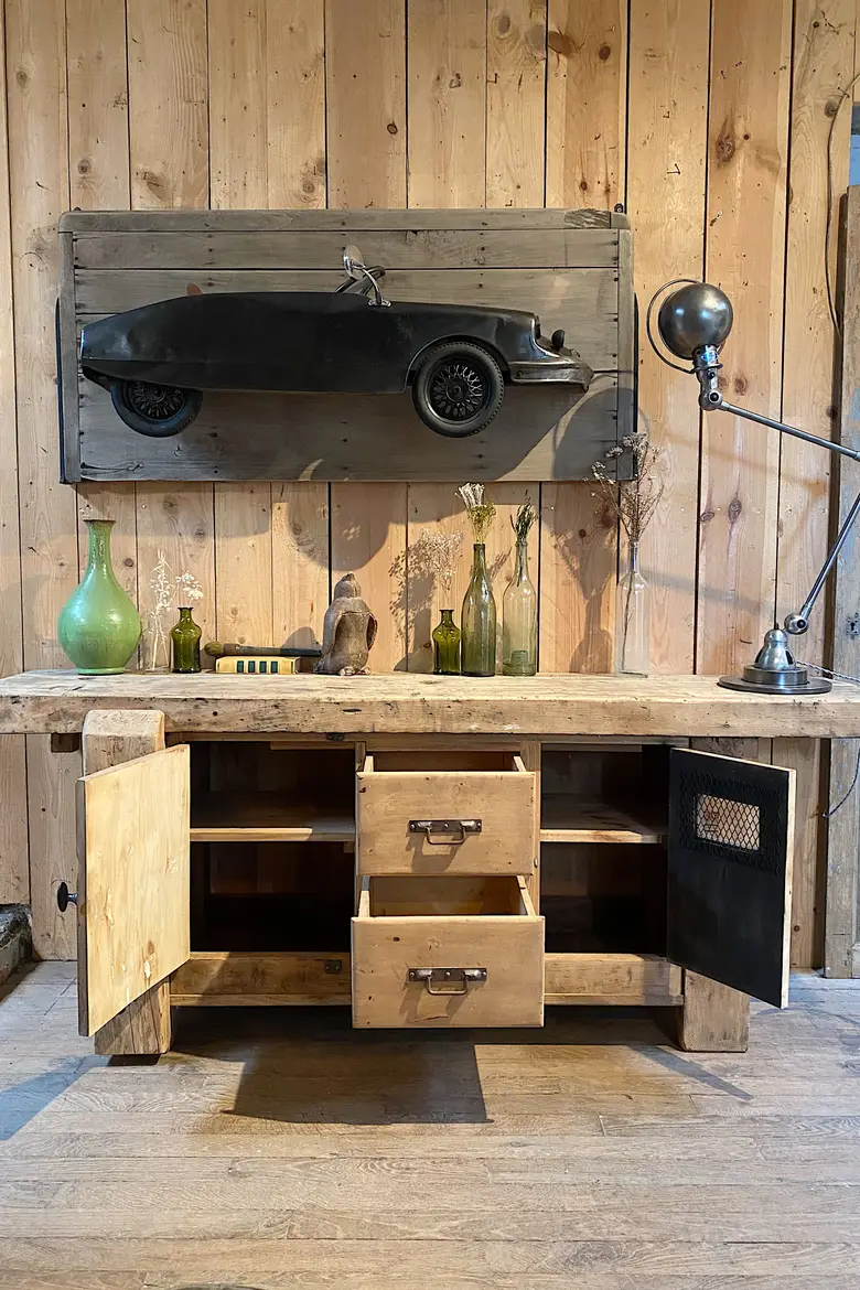 Ancien établi d’usine en bois Début XXème