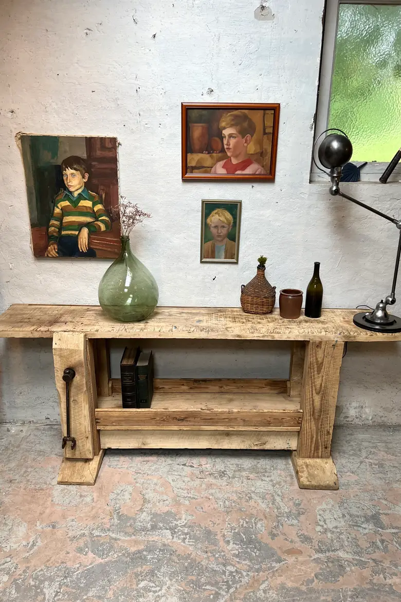 Ancien établi en bois brut début 20e