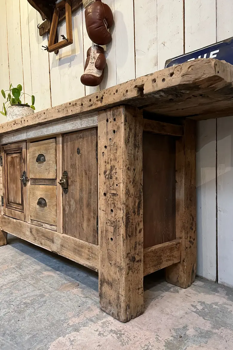 Ancien établi en bois brut Début XXème