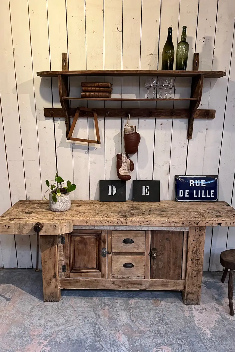 Ancien établi en bois brut Début XXème