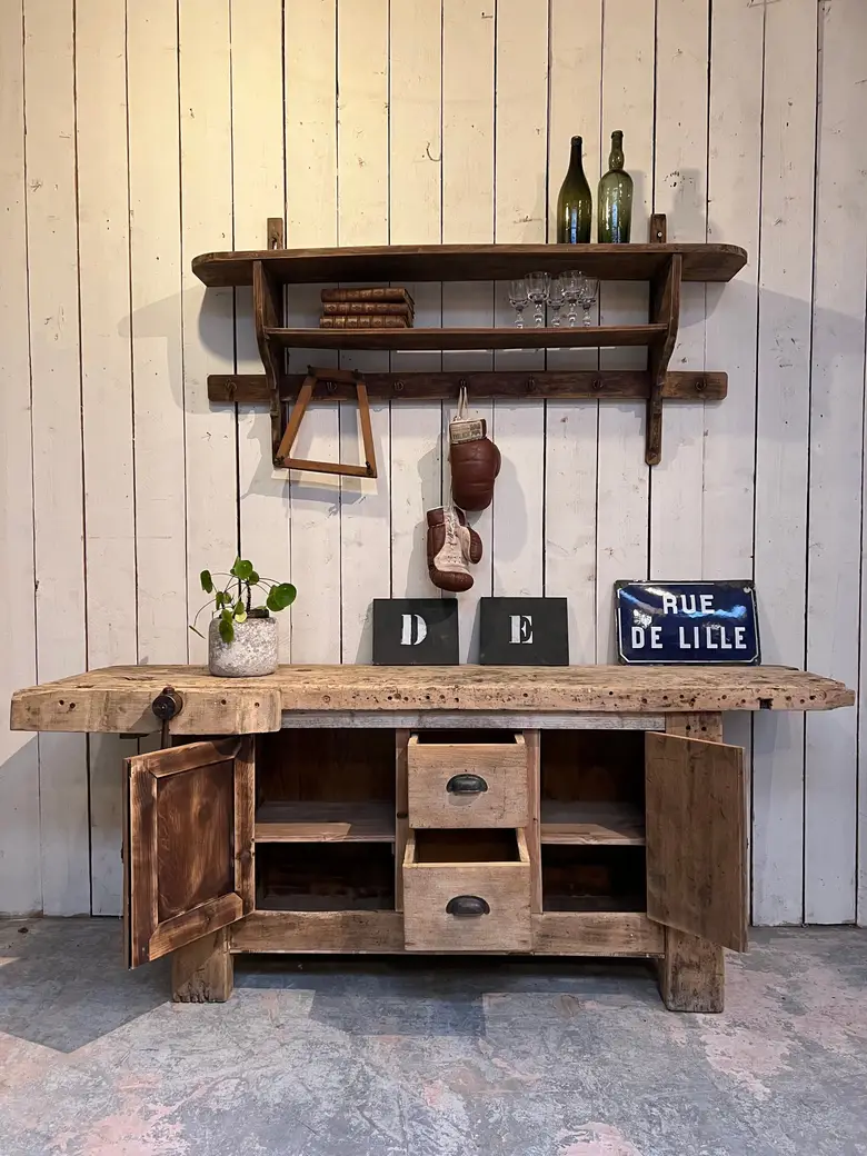 Ancien établi en bois brut Début XXème