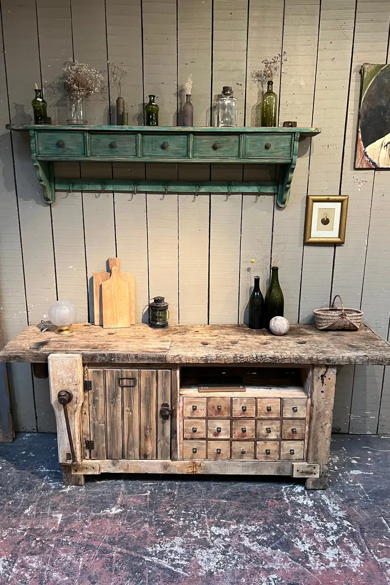 Ancien établi en bois brut Début XXème