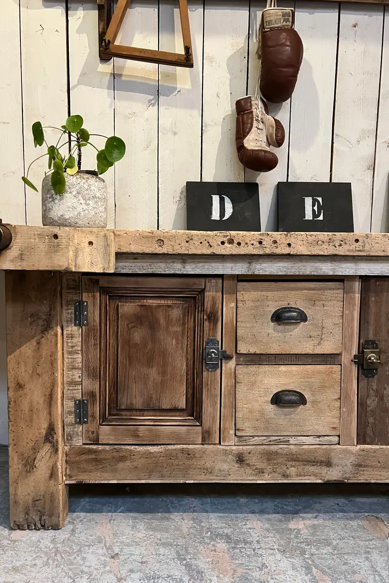 Ancien établi en bois brut Début XXème