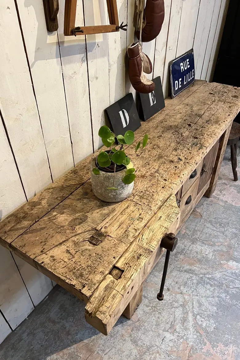 Ancien établi en bois brut Début XXème
