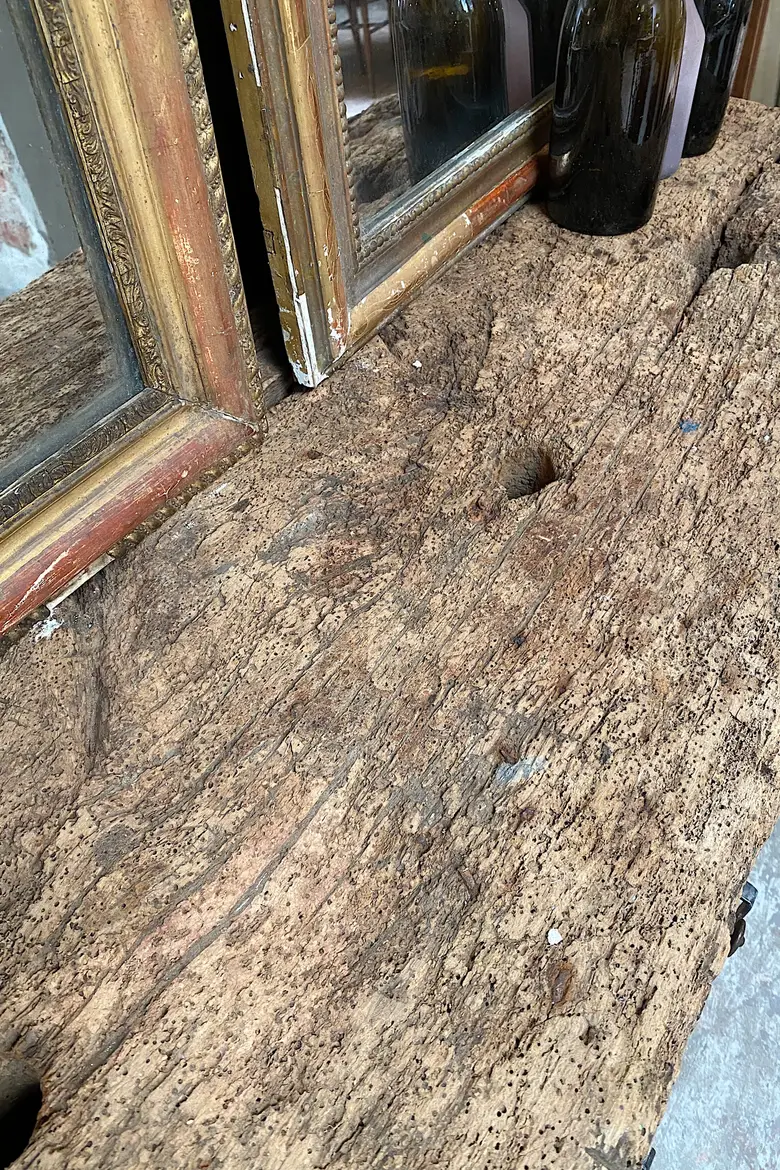 Ancien établi en bois brut Début XXème