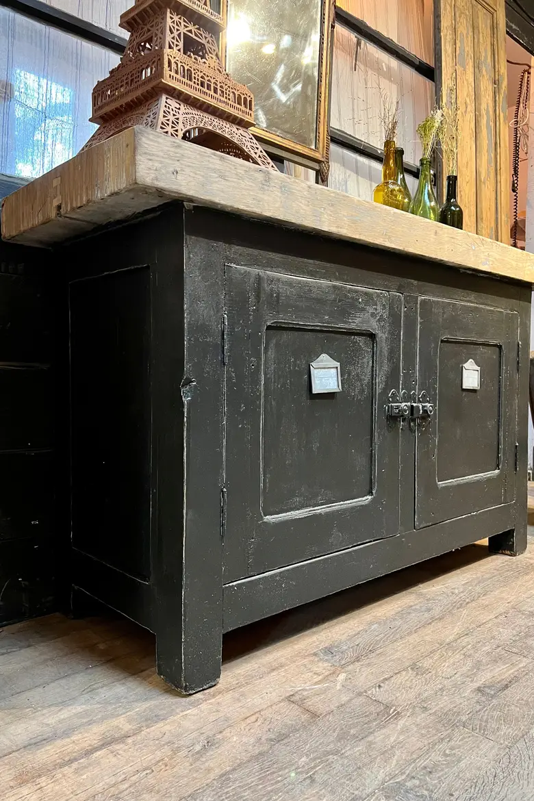 Ancien établi en chêne 2 Portes Début XXème