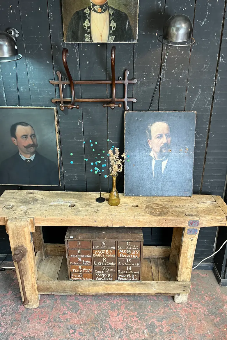 Ancien établi en chêne