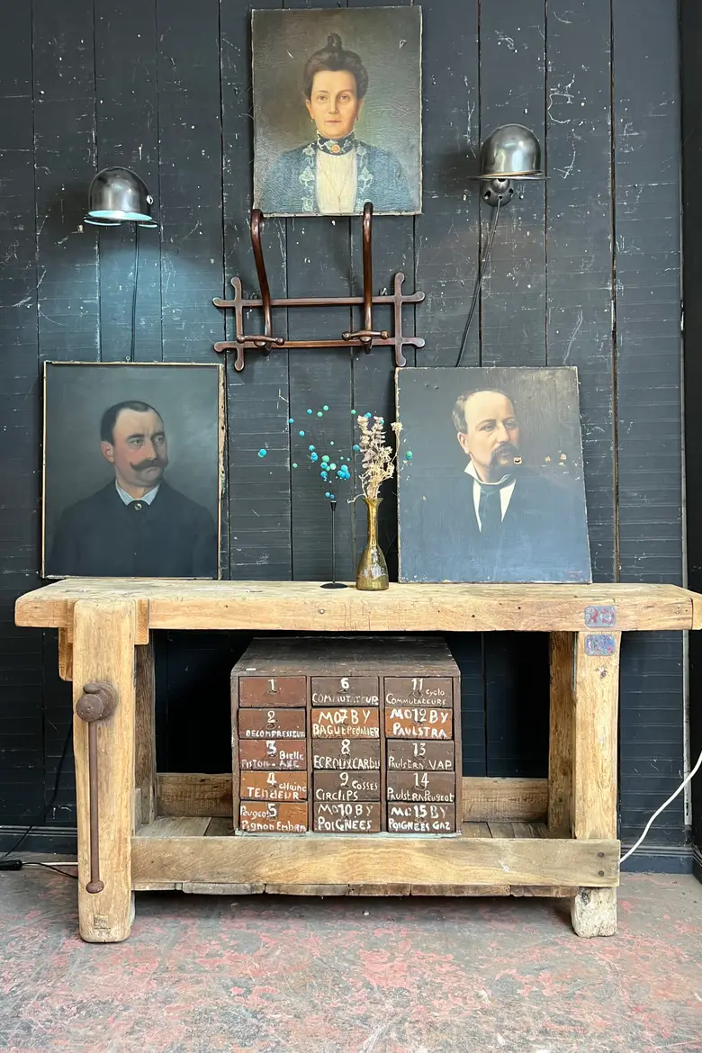 Ancien établi en chêne