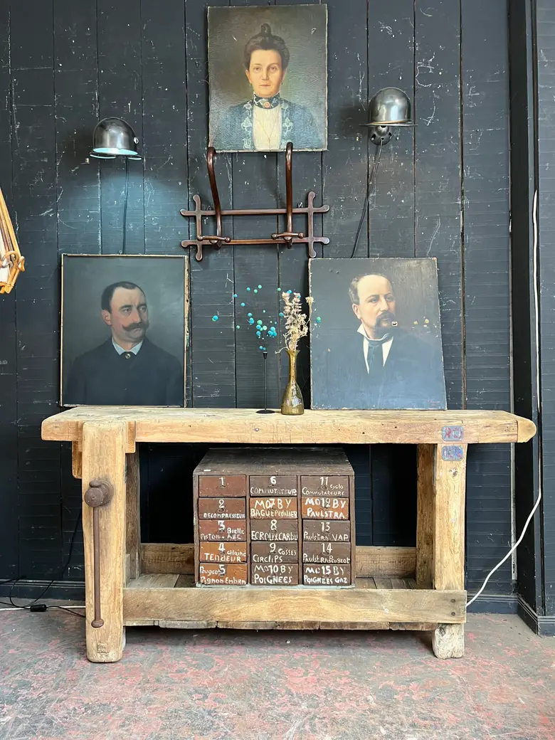 Ancien établi en chêne