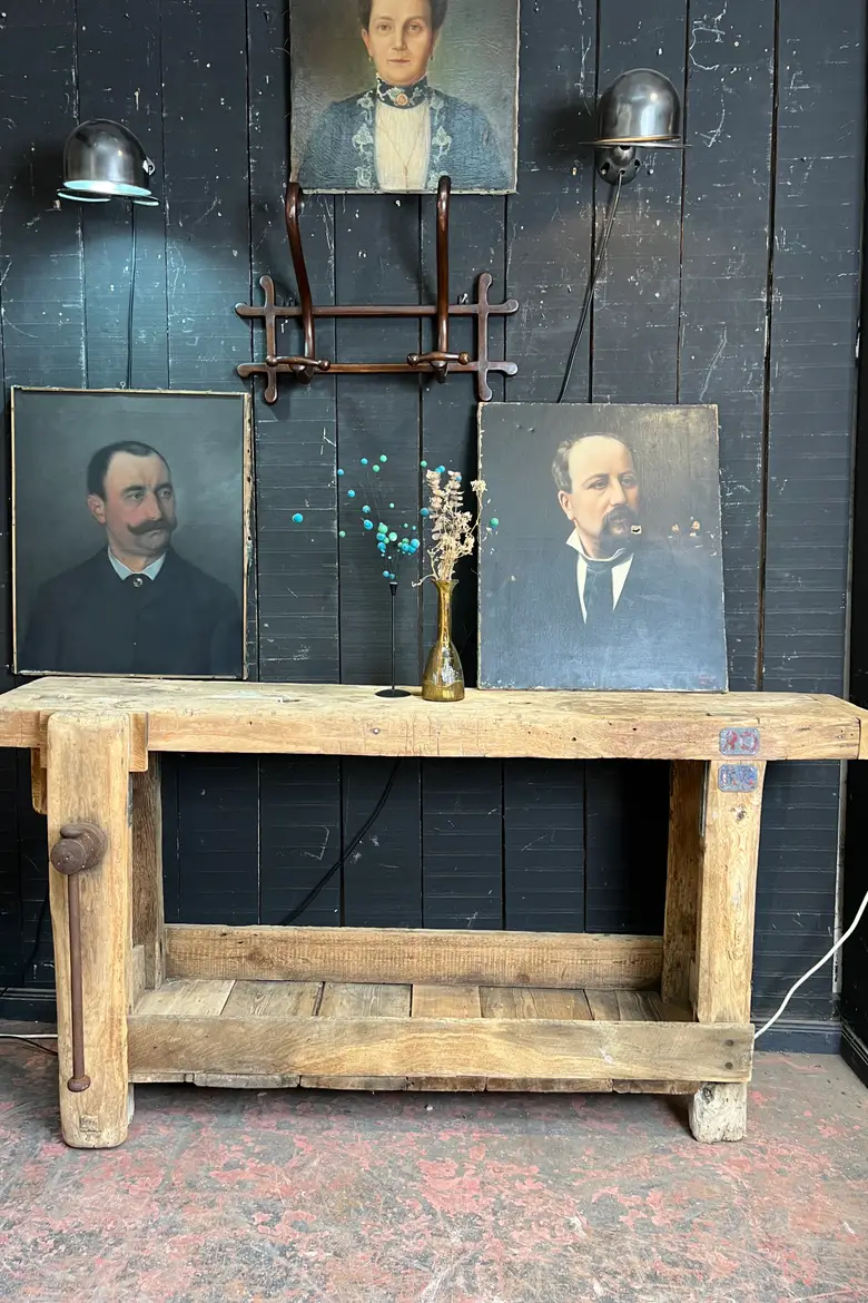 Ancien établi en chêne