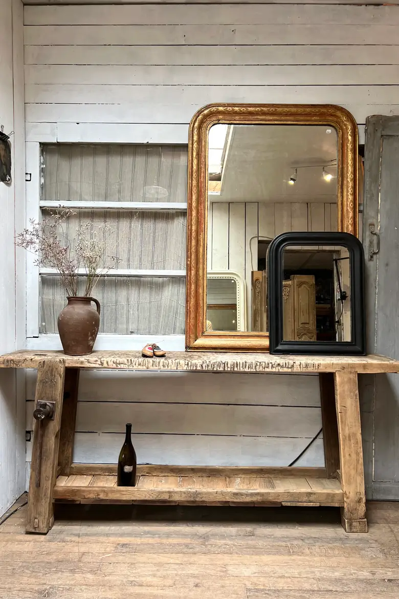 Ancien établi étroit en bois