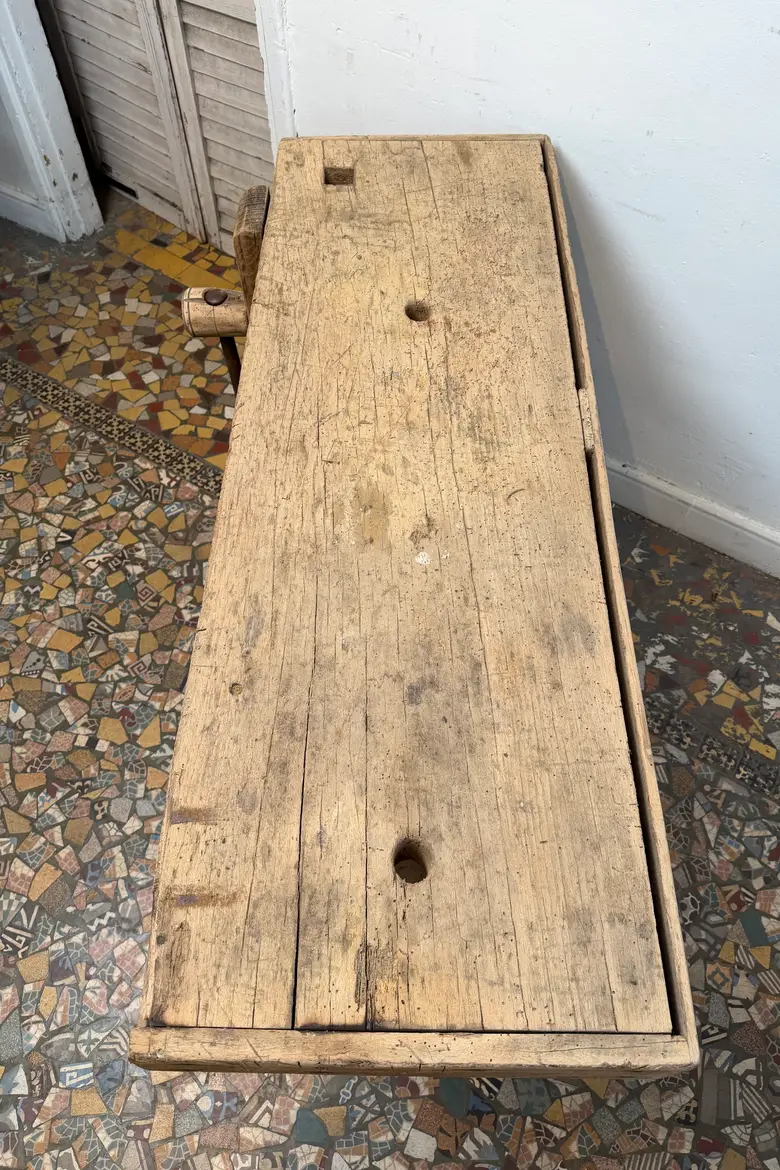 Ancien établi fin XIXᵉ en hêtre et sapin