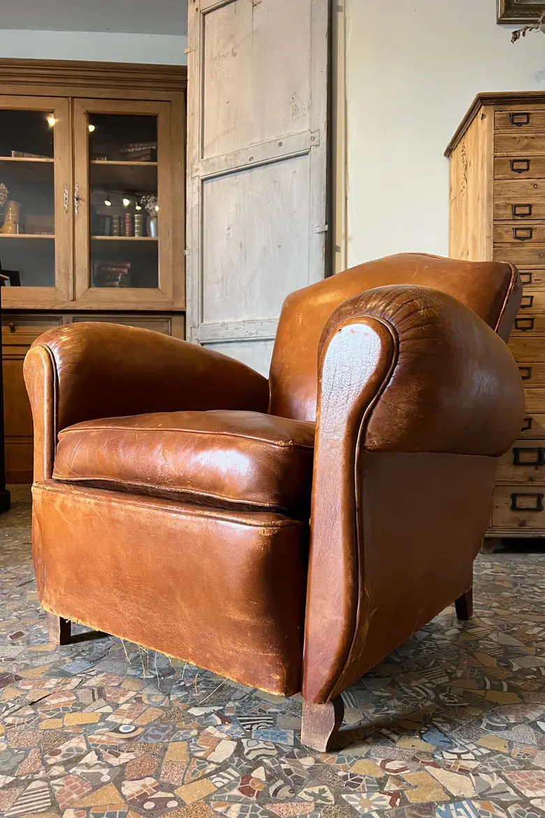 Ancien fauteuil club en cuir 1930