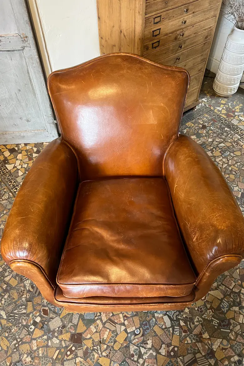 Ancien fauteuil club en cuir 1930