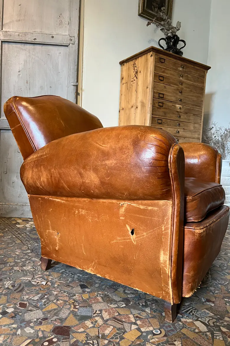 Ancien fauteuil club en cuir 1930