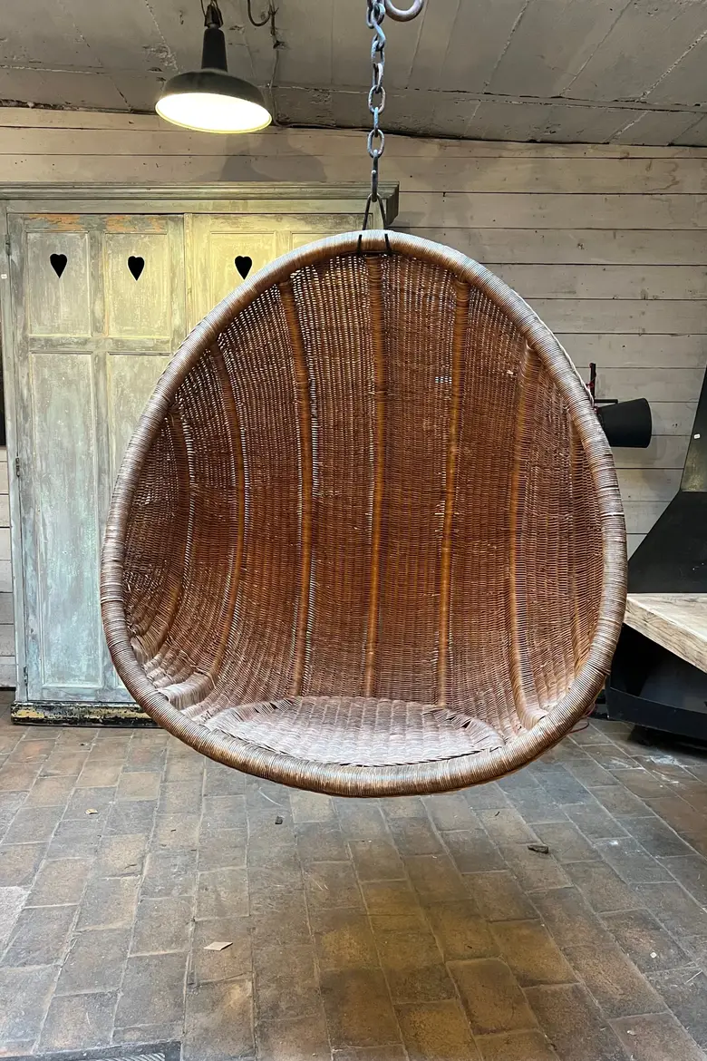 Ancien fauteuil œuf suspendu Années 60