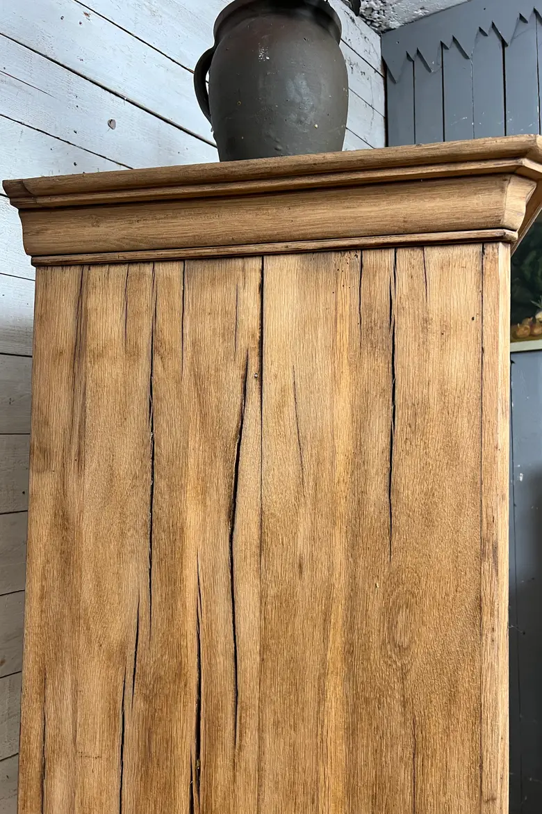 Ancien garde-manger en chêne – XIXe siècle