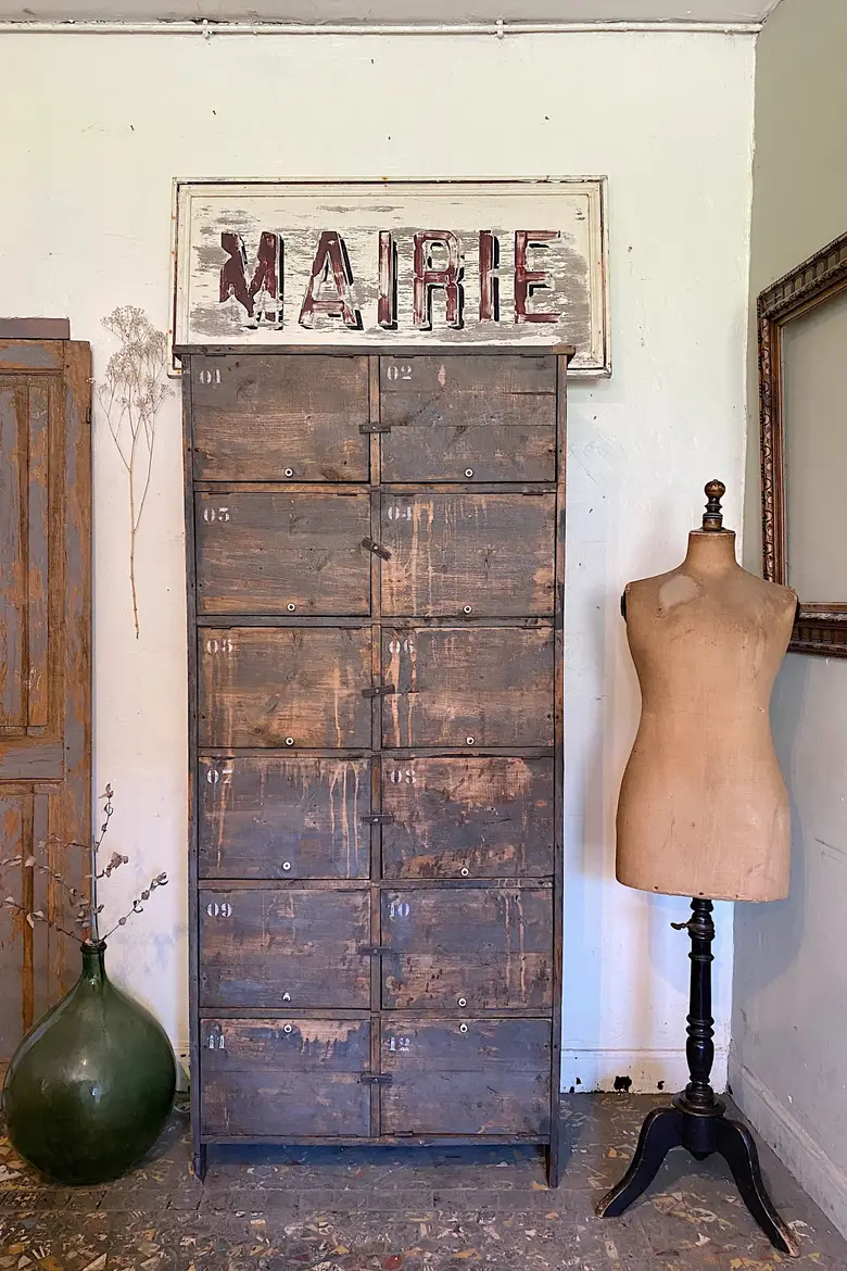 Ancien meuble à clapets en bois Début XXème
