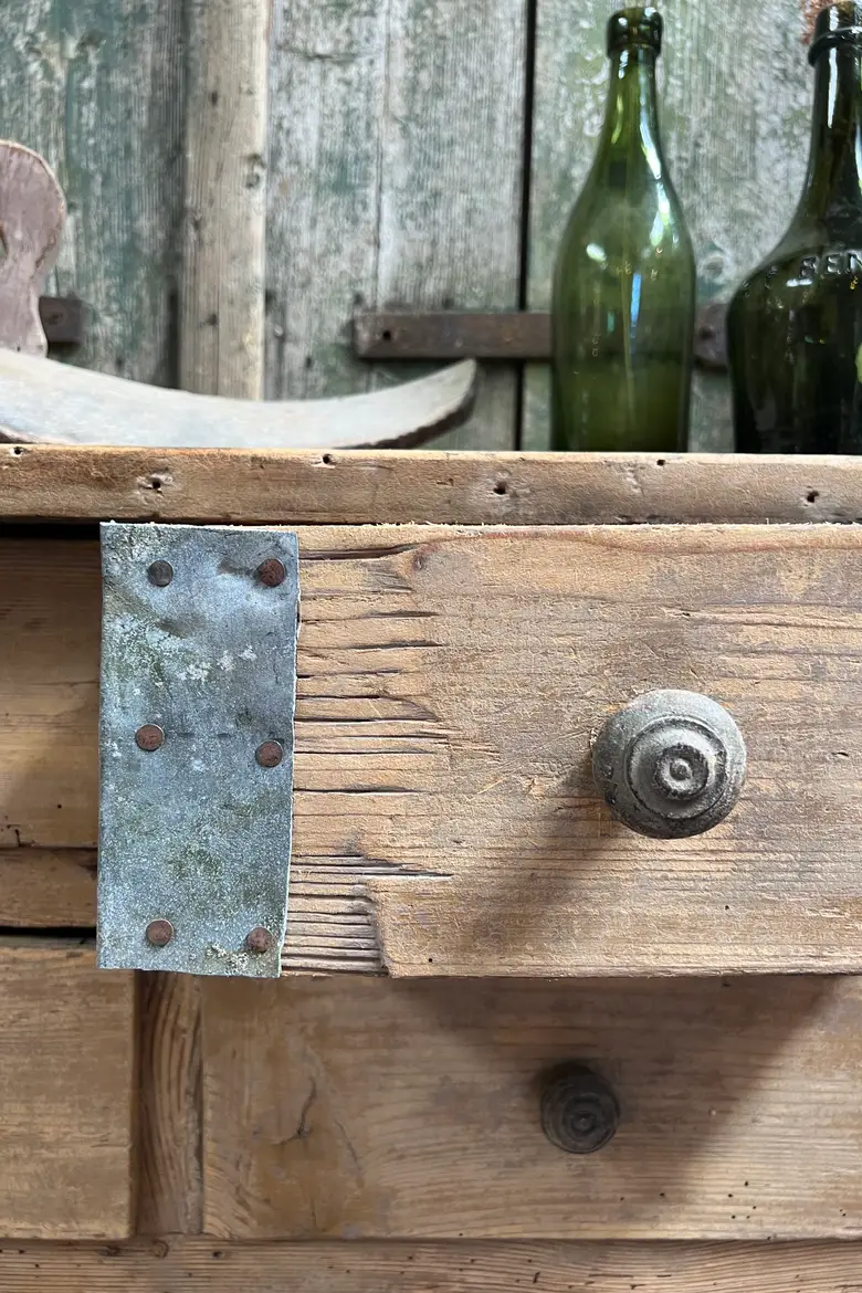 Ancien meuble à tiroirs en sapin Début XXème