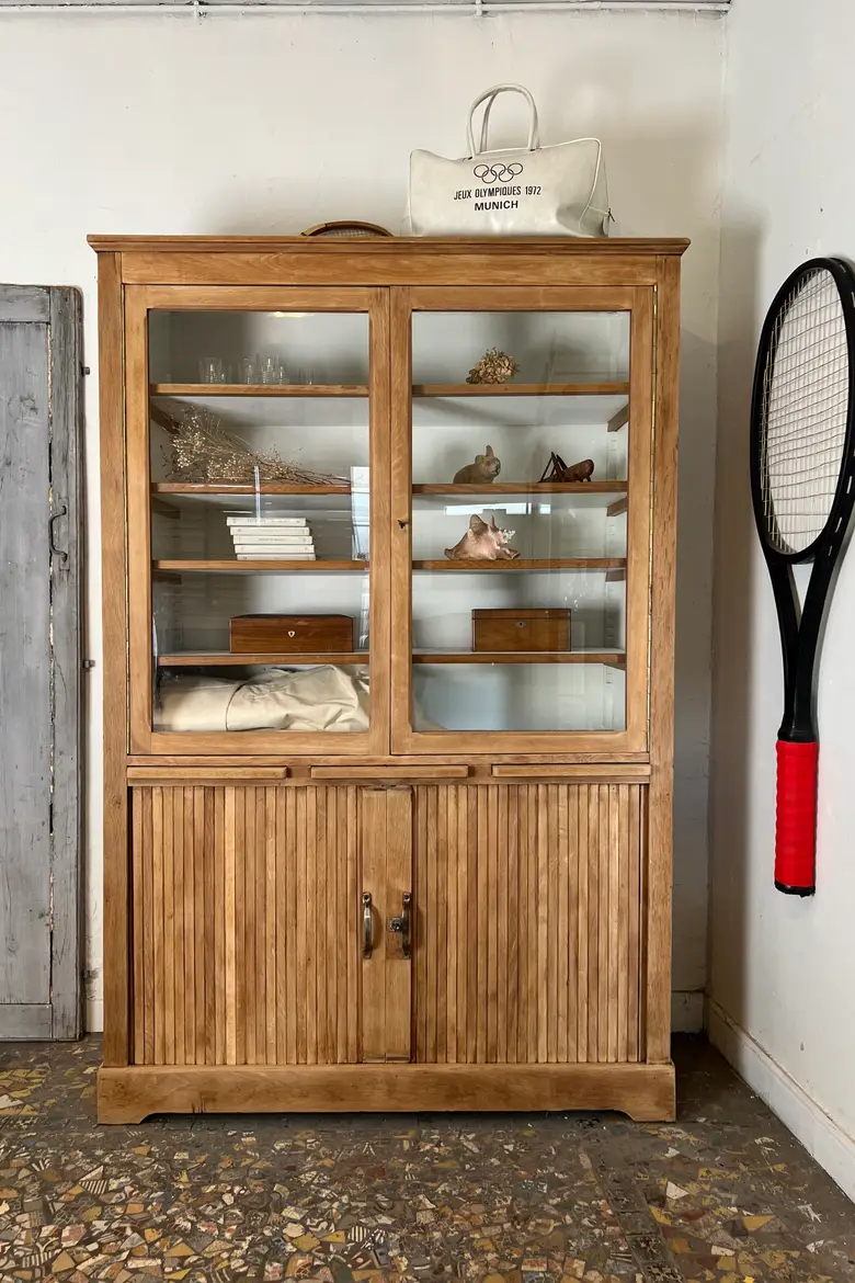 Ancien meuble administratif en chêne