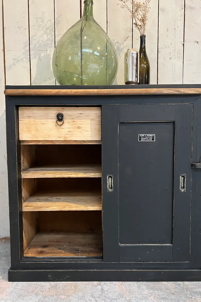 Ancien meuble banquette en bois artisanal