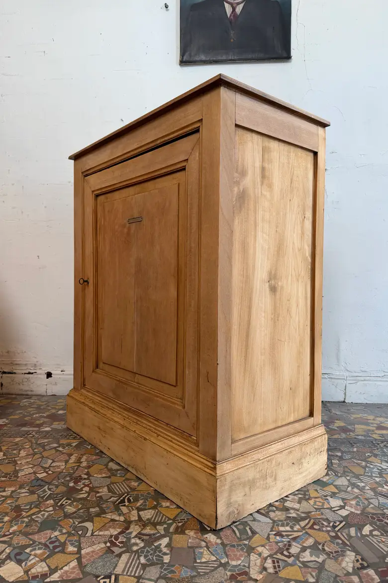 Petit confiturier en chêne — Ancien meuble confiturier en chêne