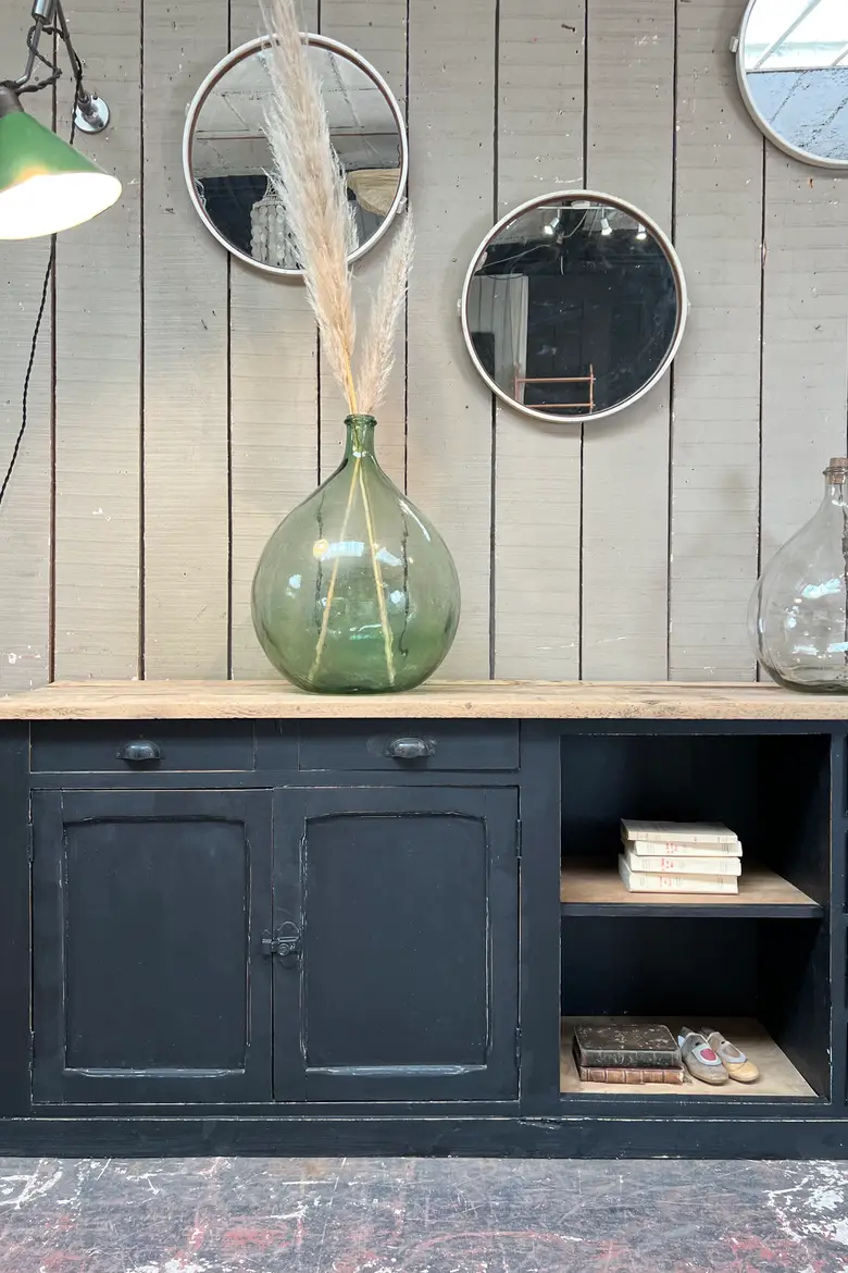 Ancien meuble d’atelier