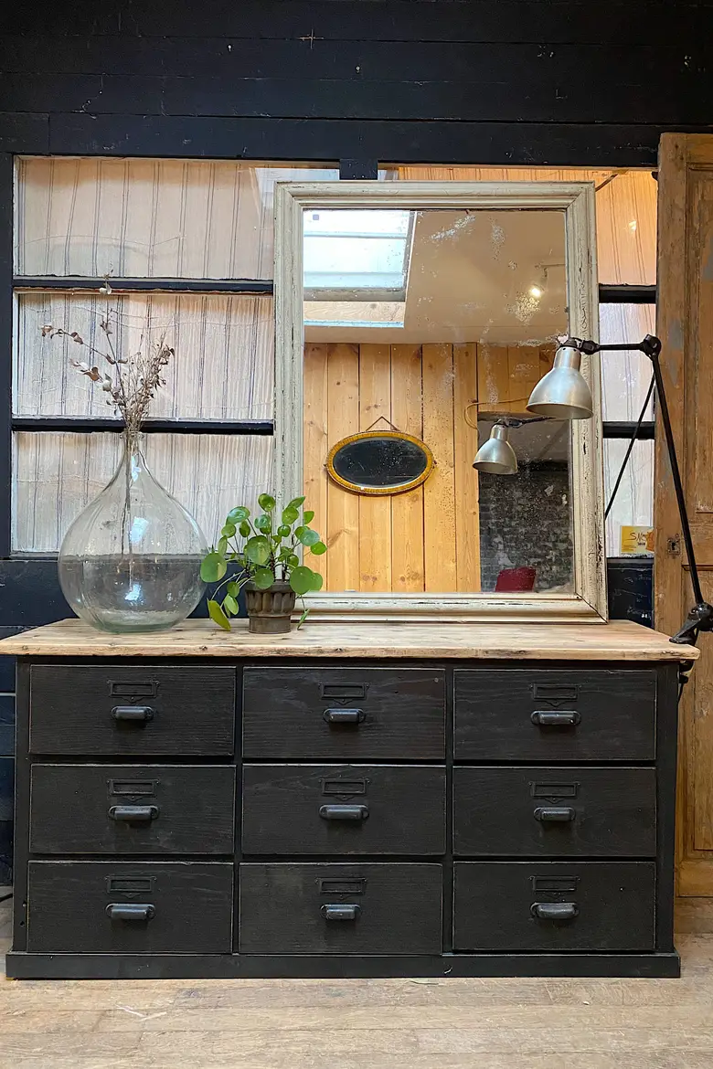 Ancien meuble d'atelier à tiroirs en bois Début XXème