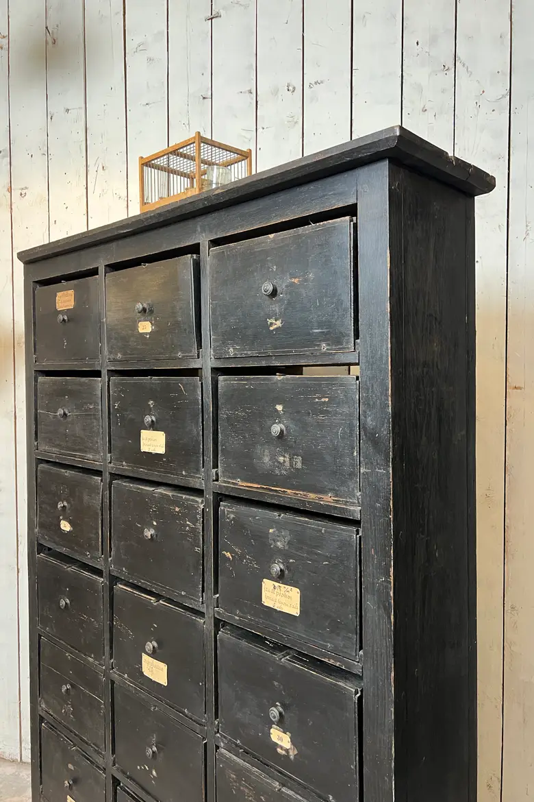 Ancien meuble d’atelier – début XXᵉ