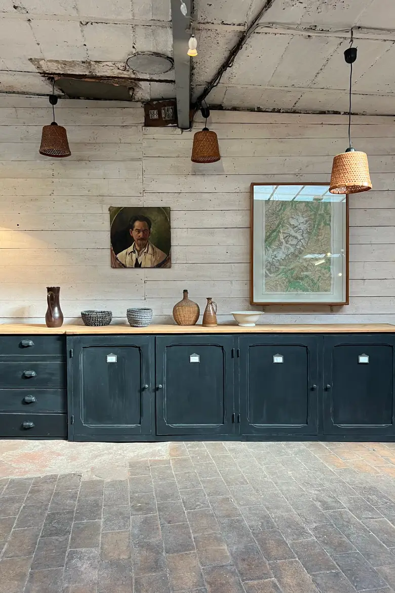 Ancien meuble d’atelier en bois Début XXème