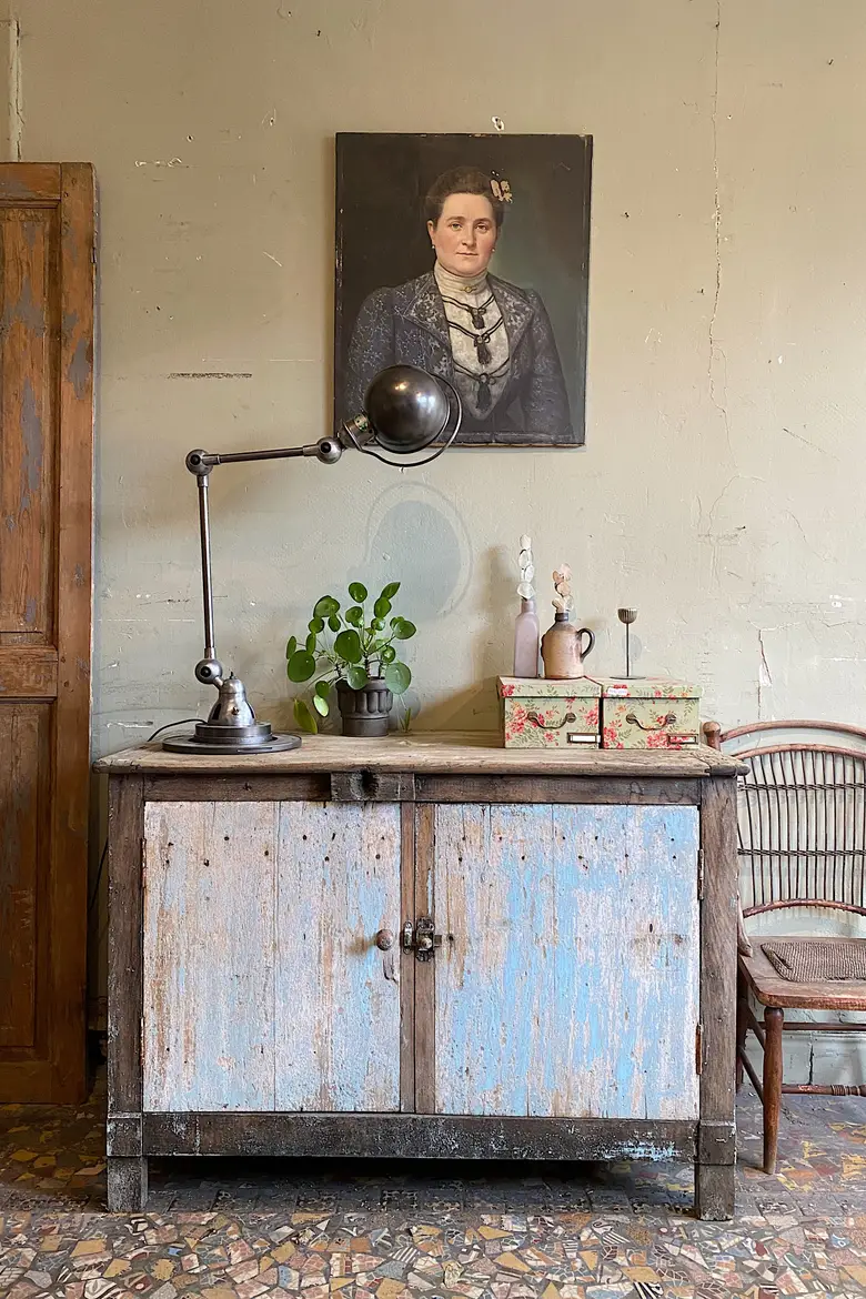 Ancien meuble d’atelier en bois Début XXème