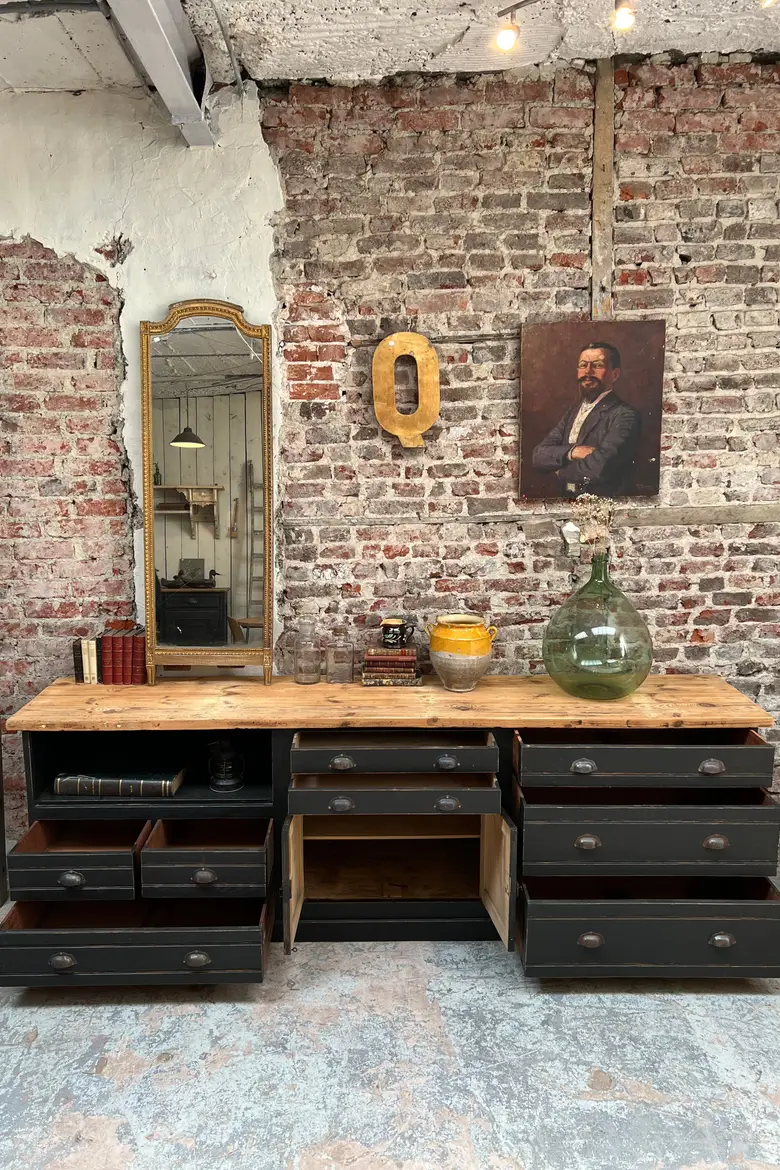 Ancien meuble d’atelier en bois Début XXème