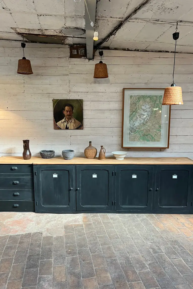 Ancien meuble d’atelier en bois Début XXème