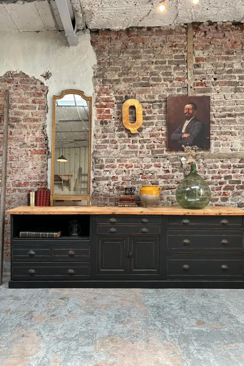 Ancien meuble d’atelier en bois Début XXème