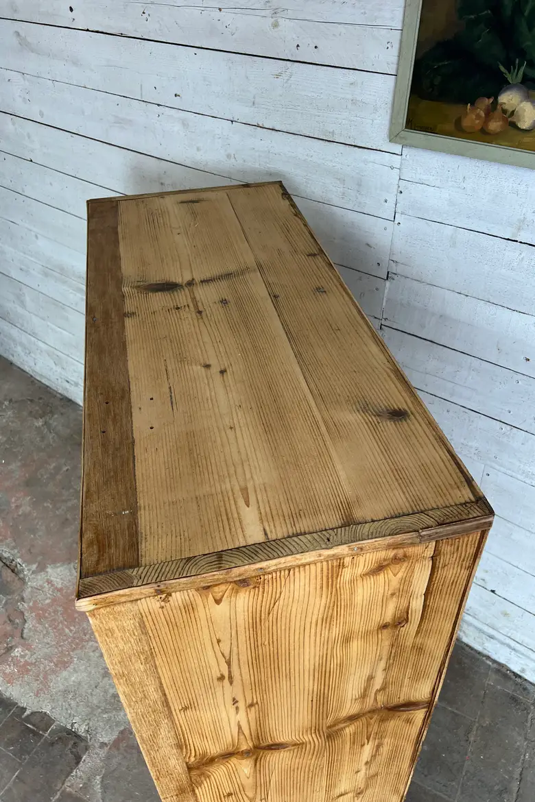 Ancien meuble d’atelier en sapin et chêne