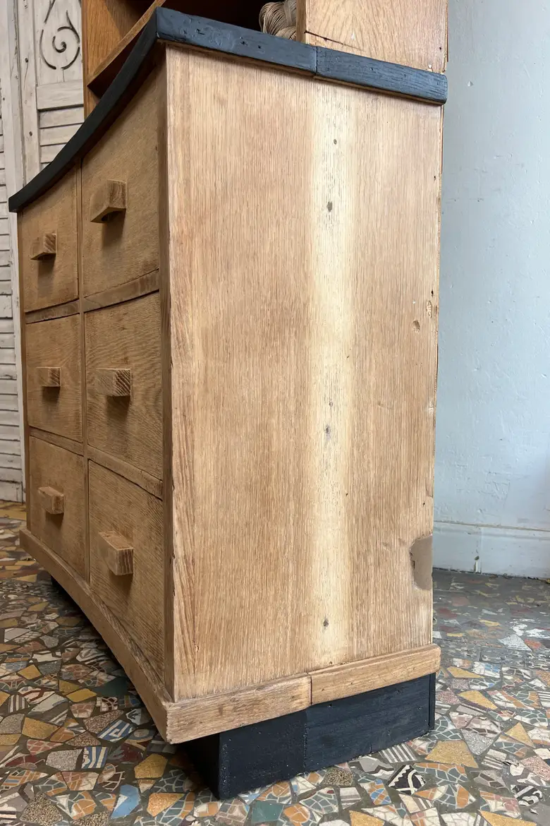 Ancien meuble d’atelier incurvé – Années 50