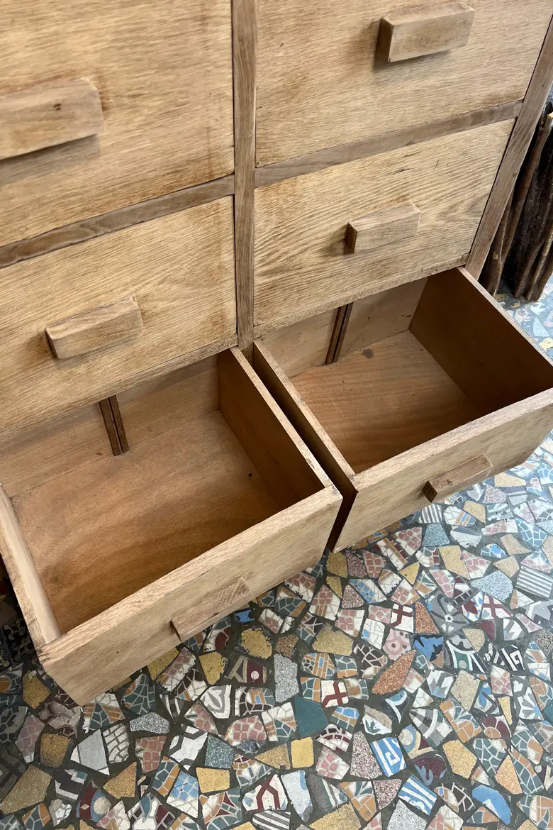 Ancien meuble d’atelier incurvé – Années 50