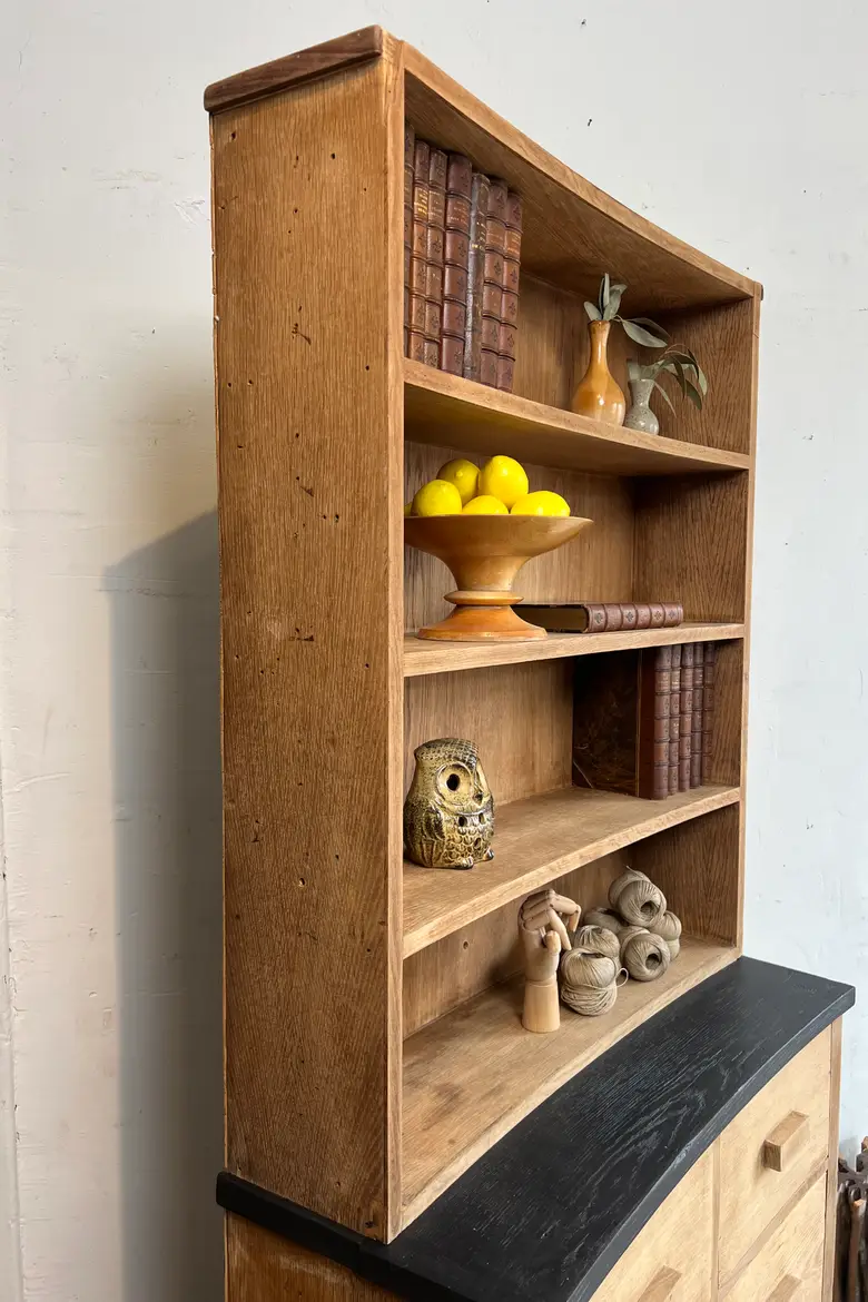 Ancien meuble d’atelier incurvé – Années 50