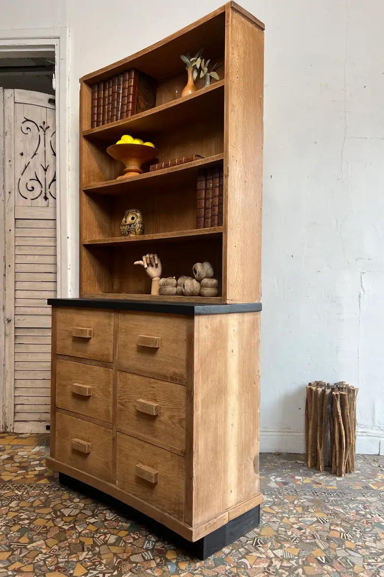 Ancien meuble d’atelier incurvé – Années 50