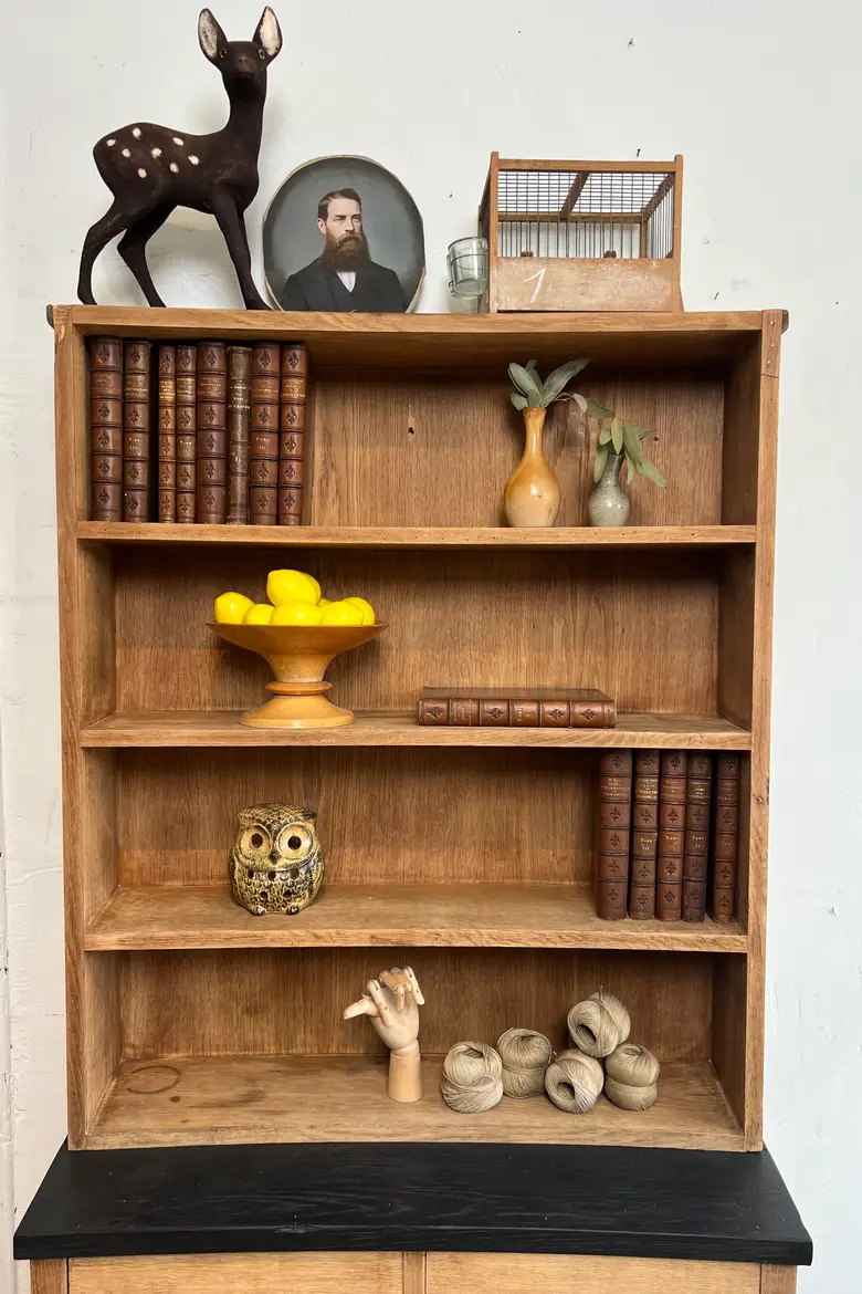 Ancien meuble d’atelier incurvé – Années 50